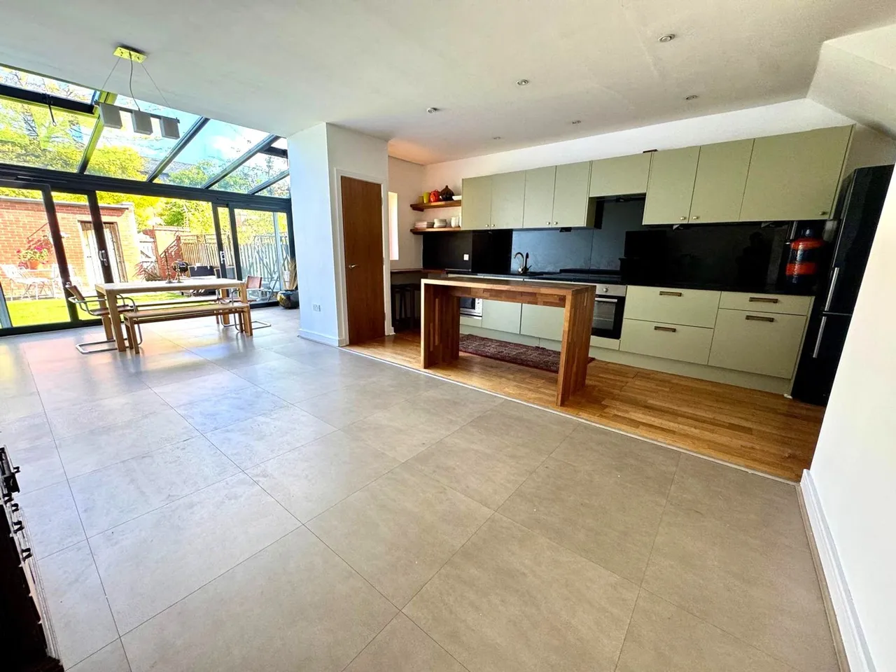 Montmano Drive, Manchester, photo 16