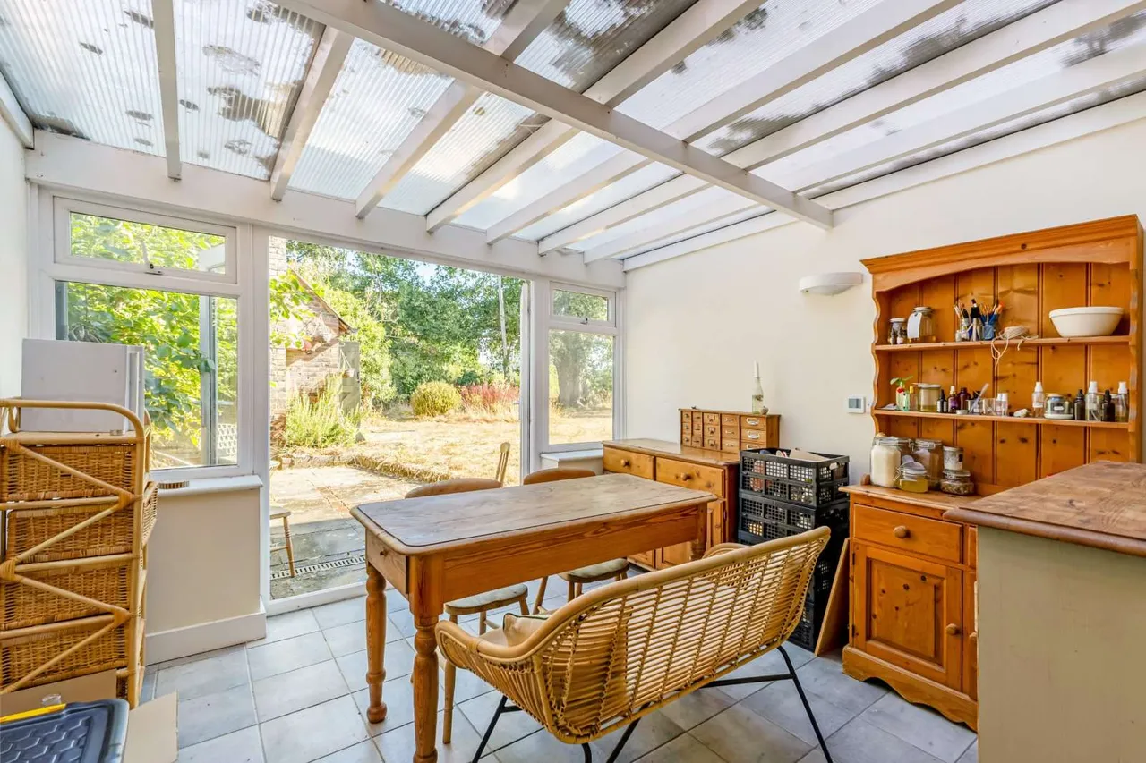 Sidnye Farm Cottages, Cherry Lane, Cuckfield, Haywards Heath, RH17 5JW, photo 6