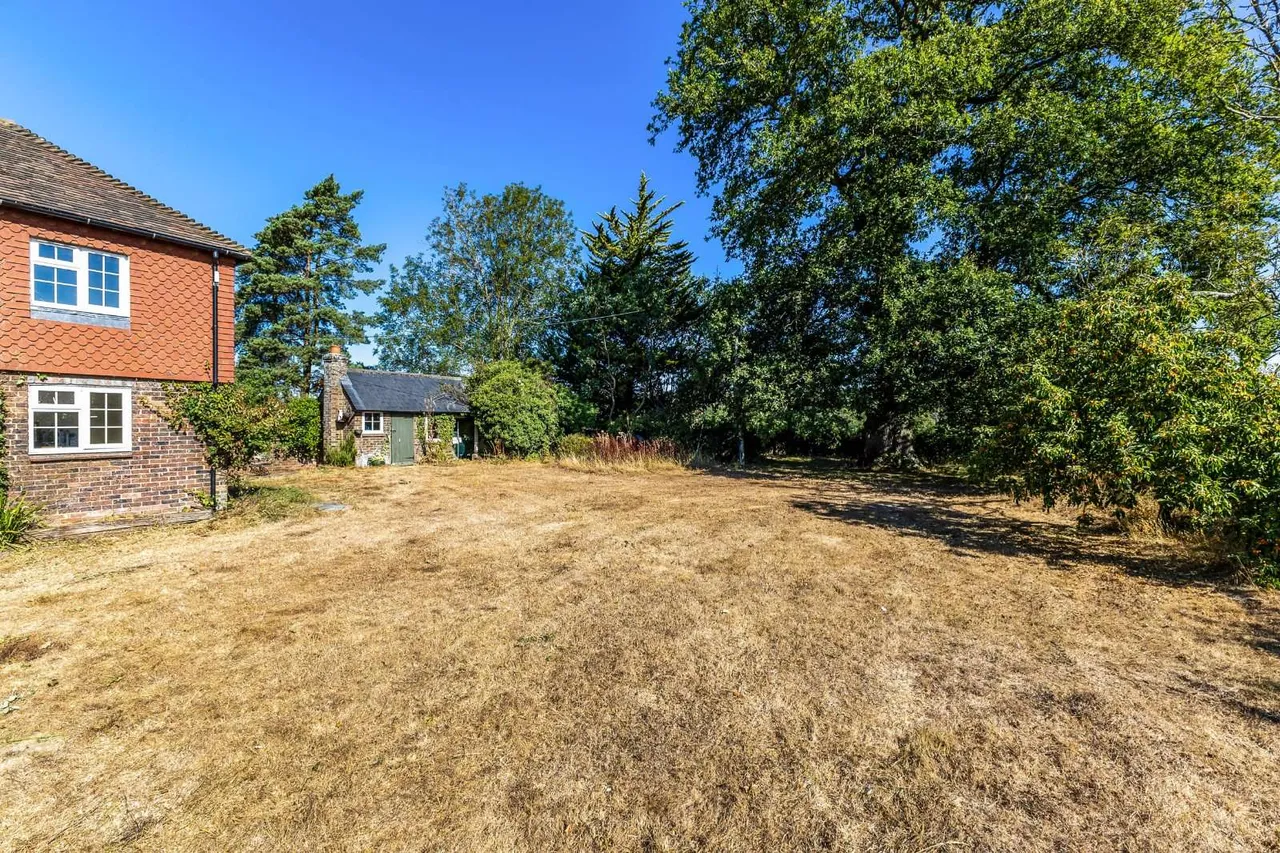 Sidnye Farm Cottages, Cherry Lane, Cuckfield, Haywards Heath, RH17 5JW, photo 12