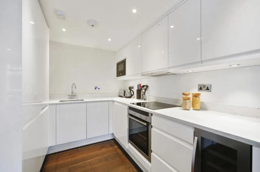 Hertford Street, Mayfair, W1J, photo 3