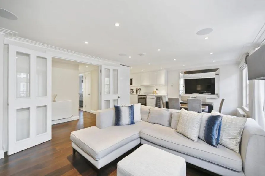 Hertford Street, Mayfair, W1J, photo 2