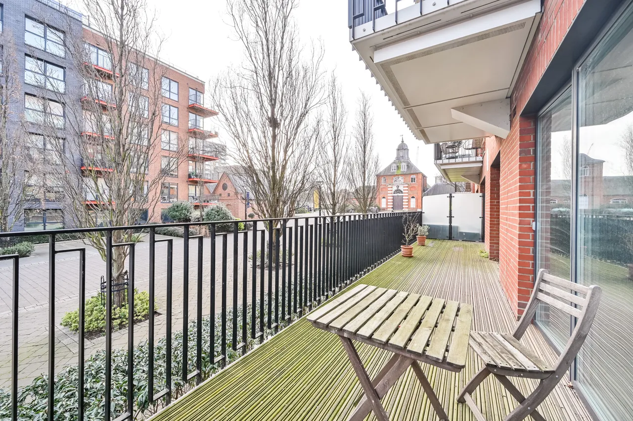 Apartment 4, Amphion House, 5 Thunderer Walk, London, photo 8