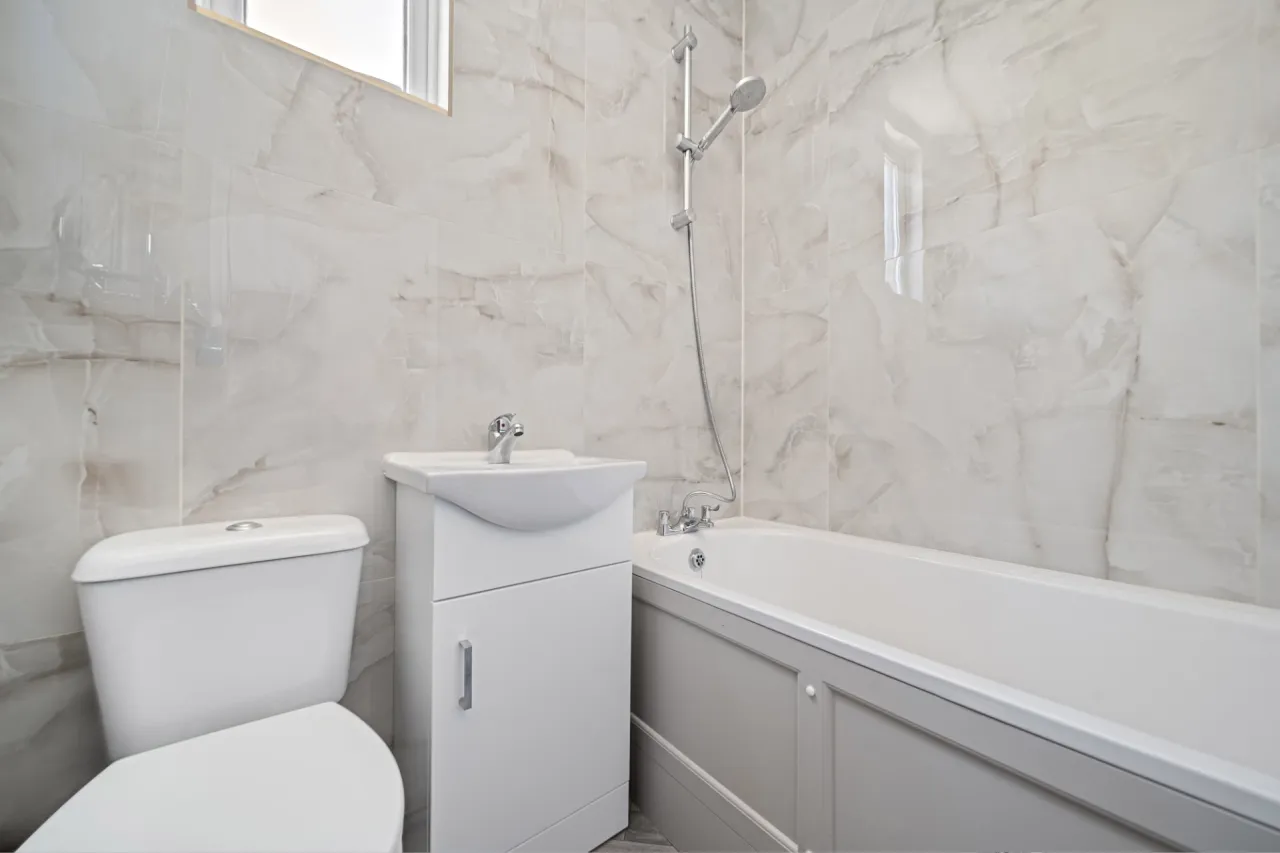 De Luci Road, Erith, DA8 1PS, photo 20