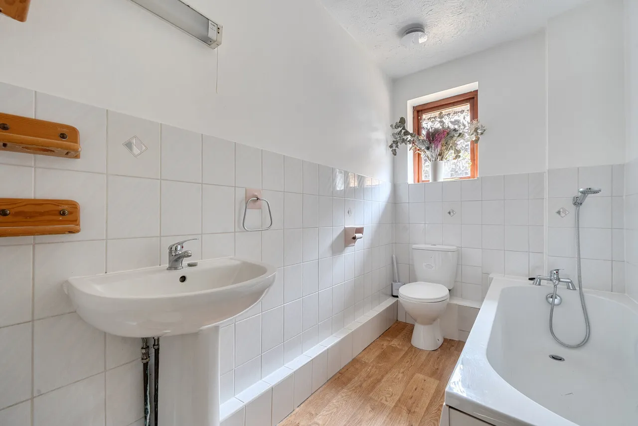 Polehampton Close, Twyford, RG10, photo 15