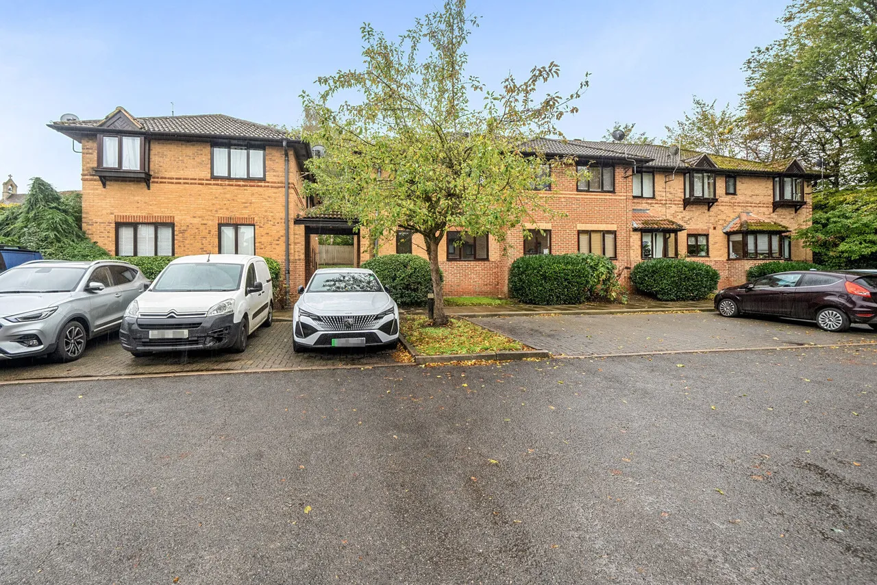 Polehampton Close, Twyford, RG10, photo 18