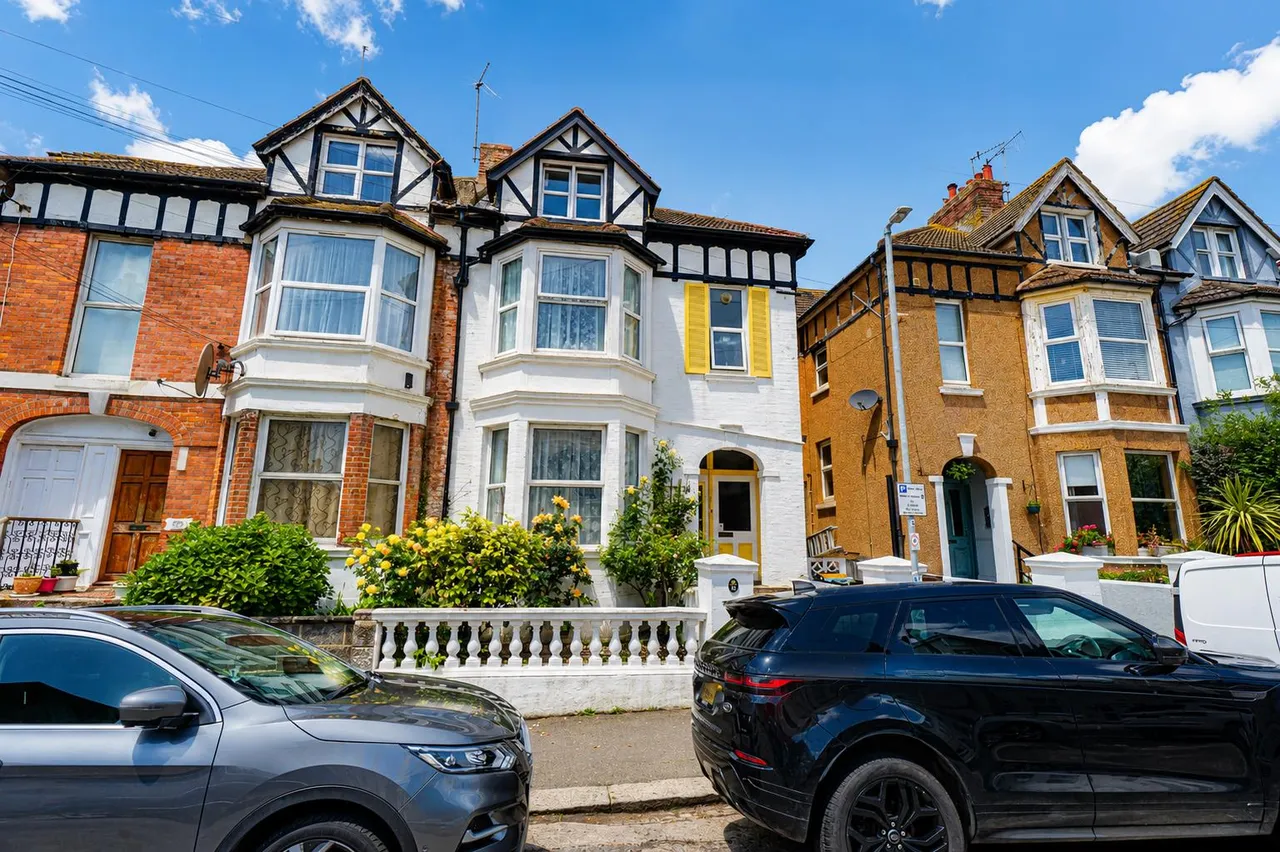 Wilton Road, Bexhill-On-Sea, photo 44