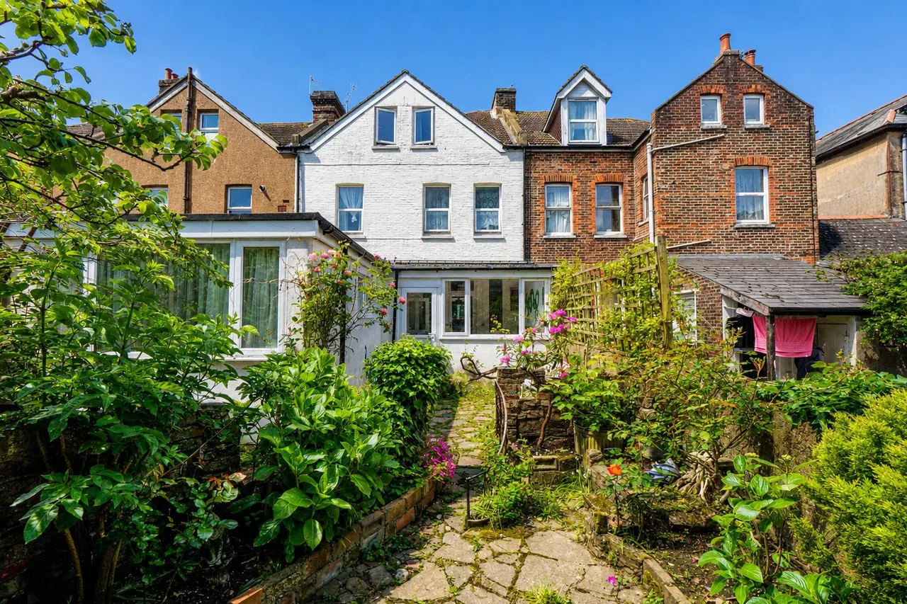 Wilton Road, Bexhill-On-Sea, photo 10
