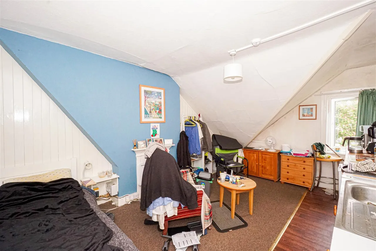 Wilton Road, Bexhill-On-Sea, photo 15