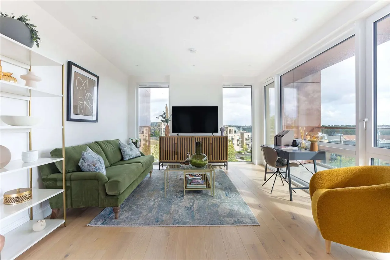 The Claves, 27 Inglis Way, Milbrook Park, London, NW7 1TP, photo 4