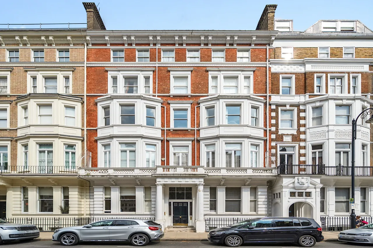 Harrington Gardens, London, SW7, photo 2