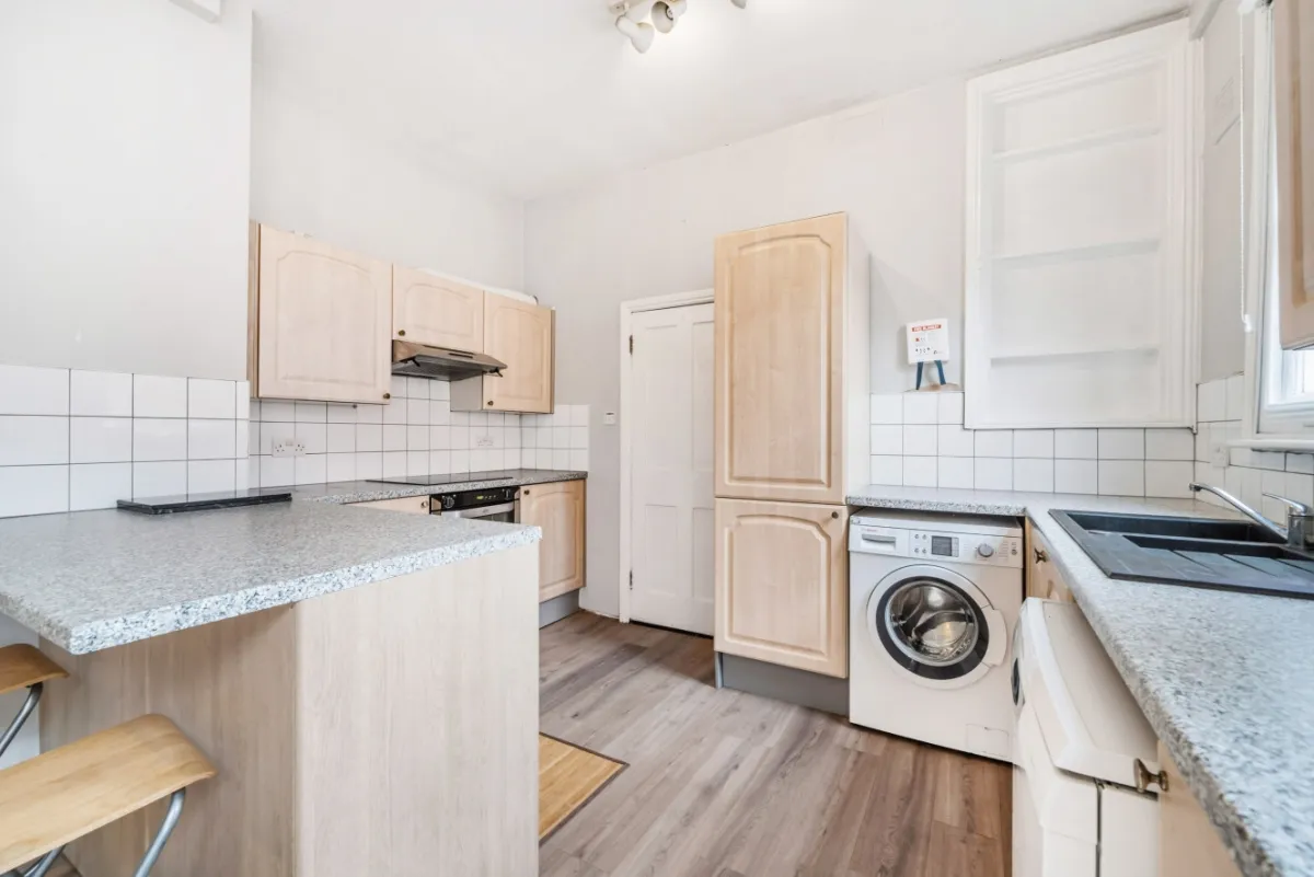Barcombe Avenue, Streatham Hill, London, SW2, photo 5