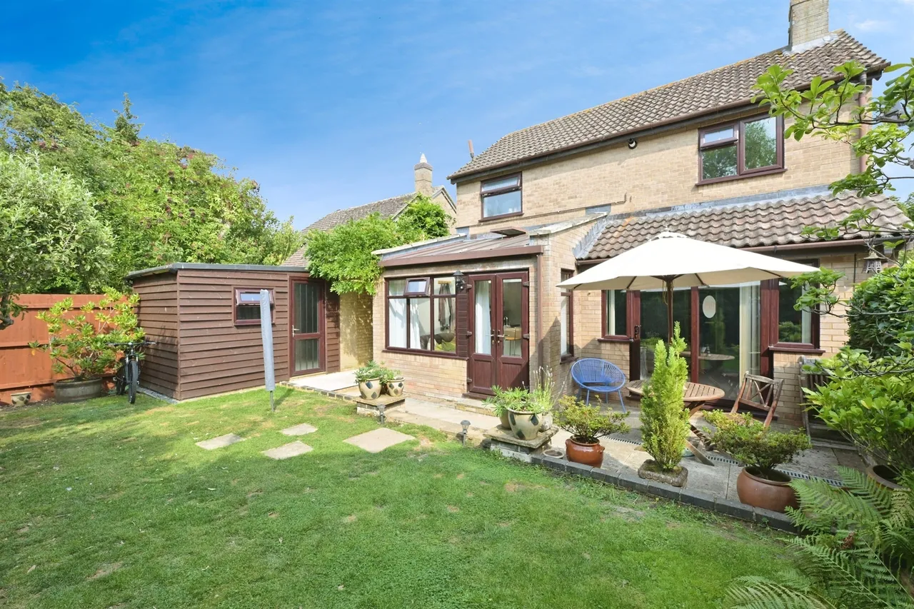 Wentworth Drive, Peterborough, PE8, photo 18