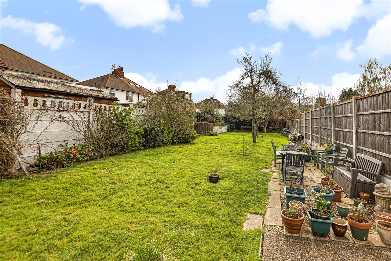 Lower Cippenham Lane, Cippenham, photo 7