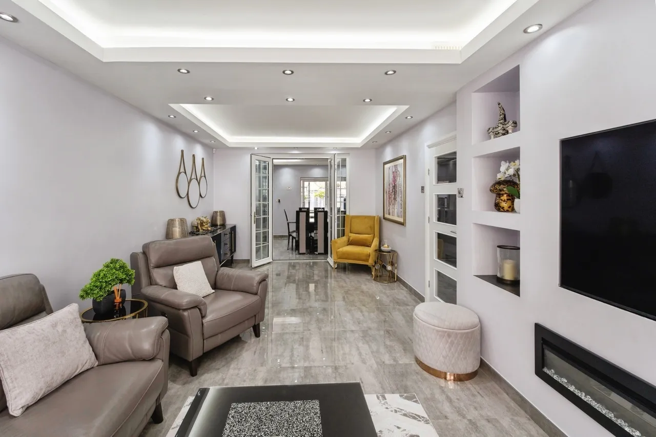 Normanshire Drive, Chingford, E4, photo 2
