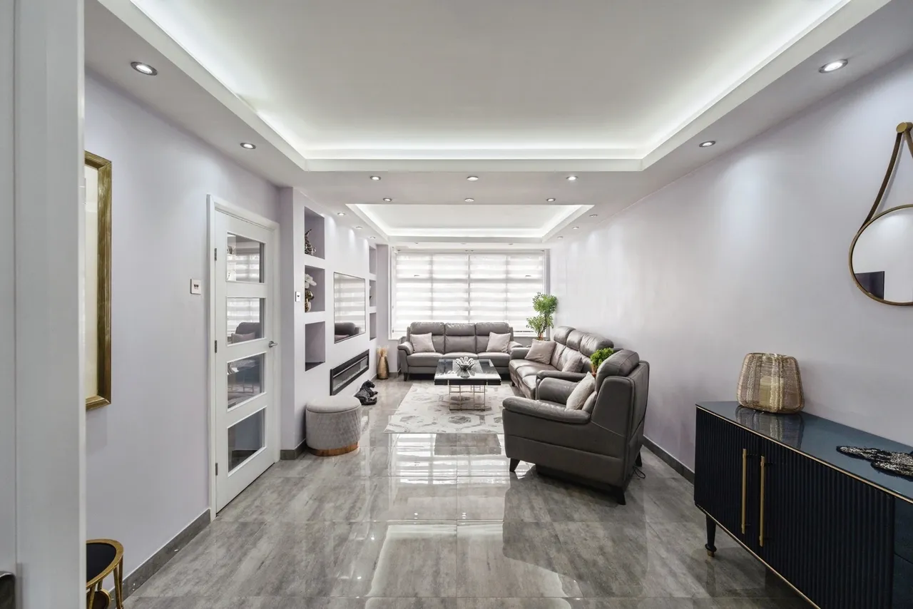 Normanshire Drive, Chingford, E4, photo 12