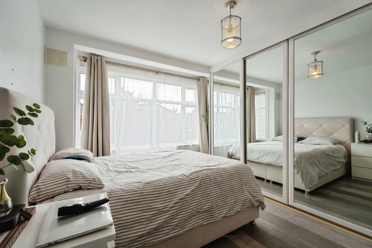 Normanshire Drive, Chingford, E4, photo 4