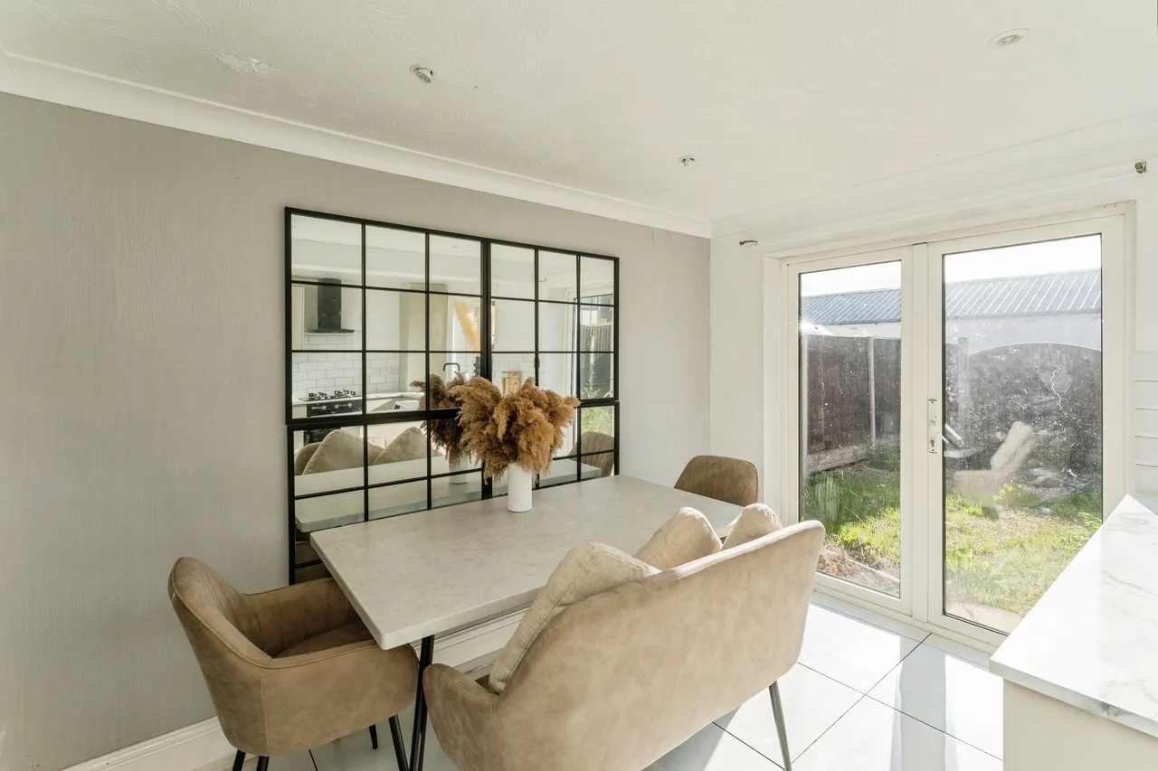 Hyde Park, Kinmel Bay, LL18, photo 5