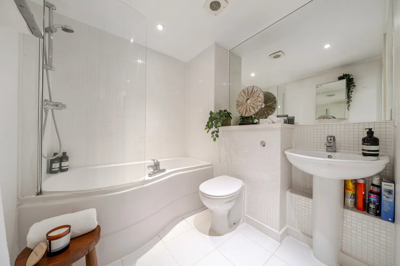 Osiers Road, Putney, London, SW18, photo 9