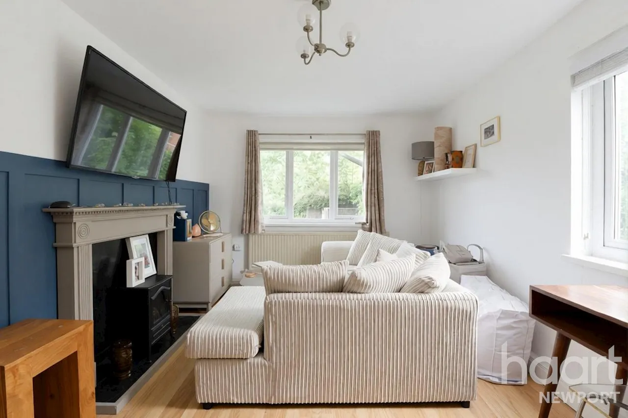 Clearwell Court, Newport, NP10, photo 4