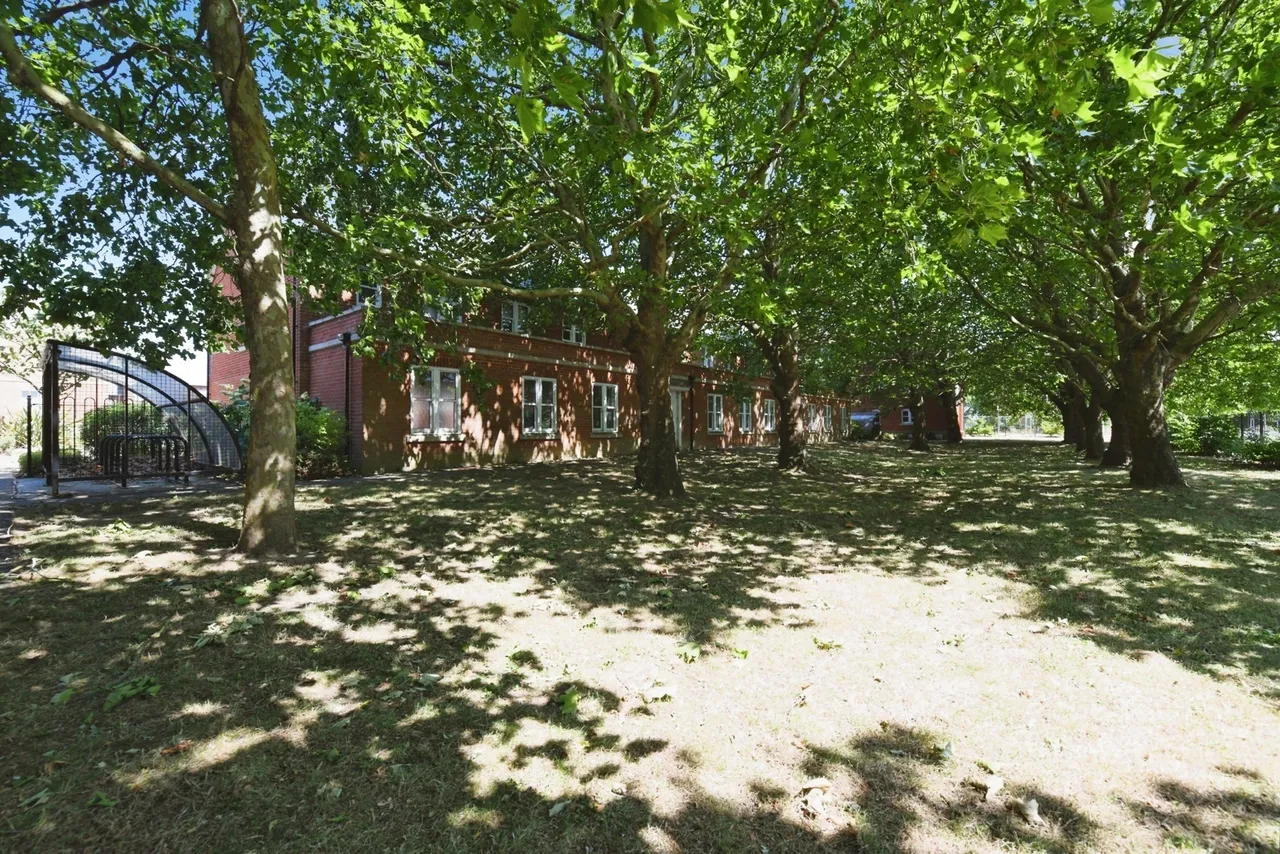 Starley House, Dragoon Road, Colchester, Essex, CO2, photo 2