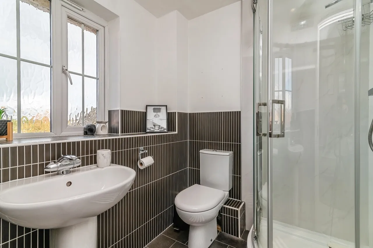 James Drive, Calverton, NG14, photo 9