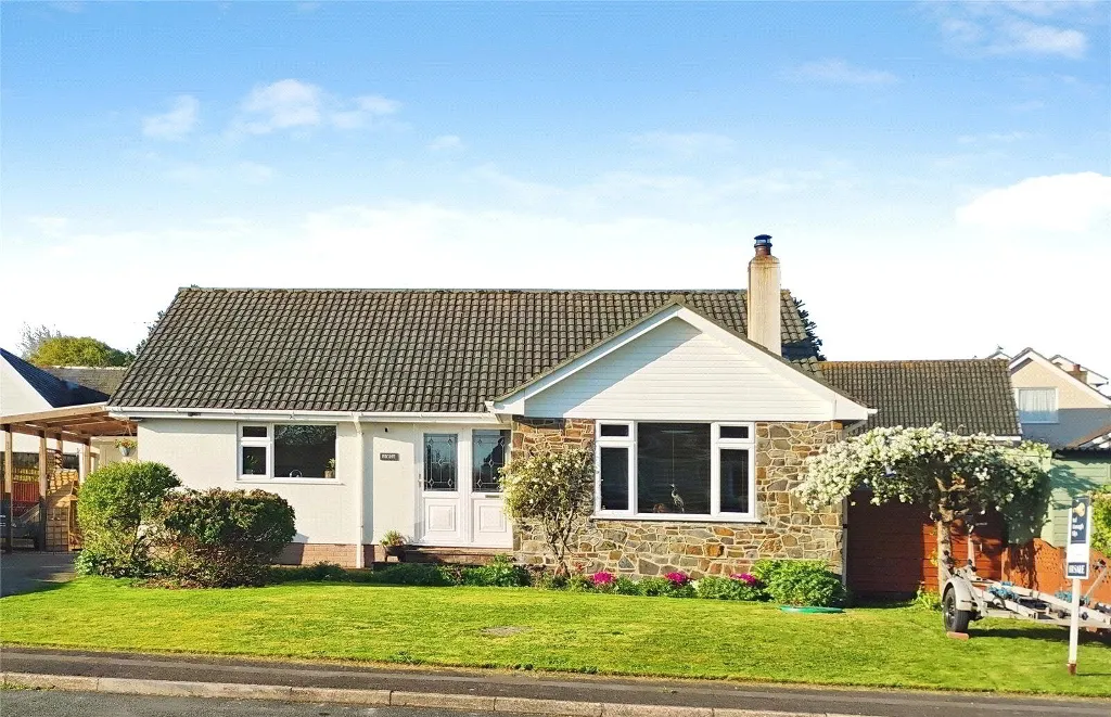 3 bed house for sale, Abbotsham, Bideford, EX39