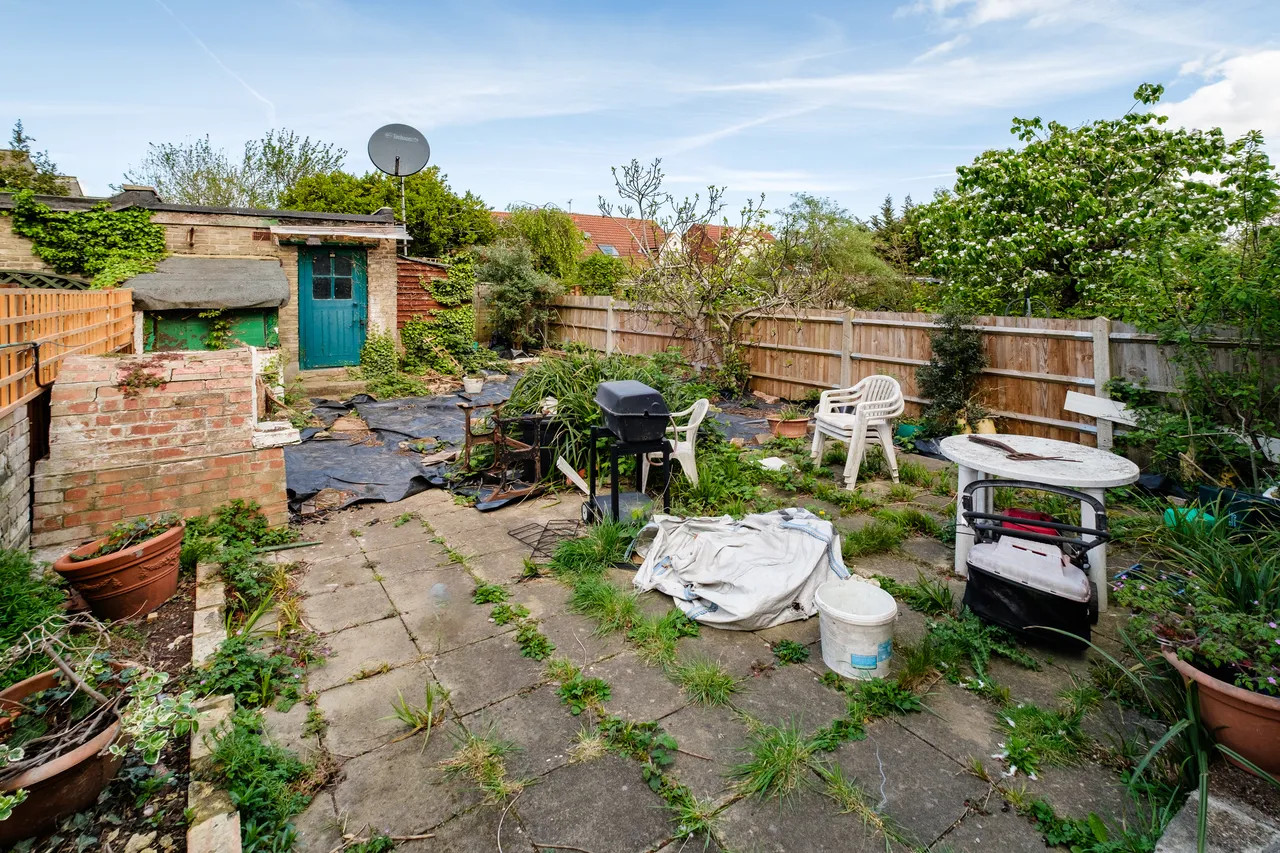 Alexandra Park Road, London, N10, photo 9