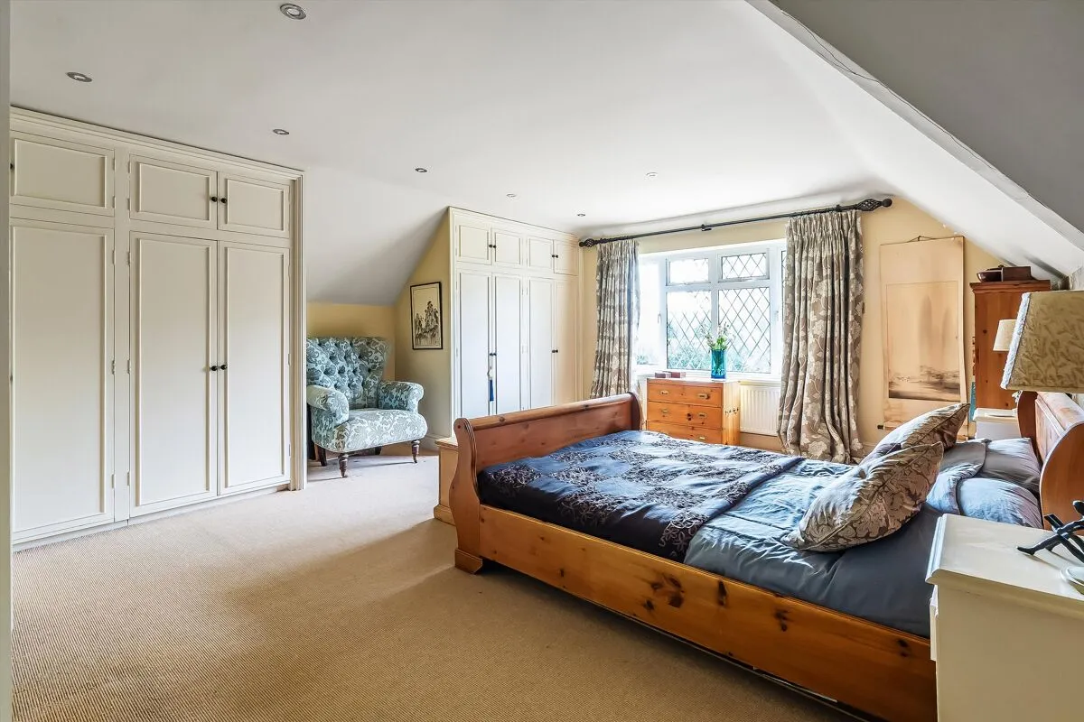 Ripley Lane, West Horsley, KT24, photo 15