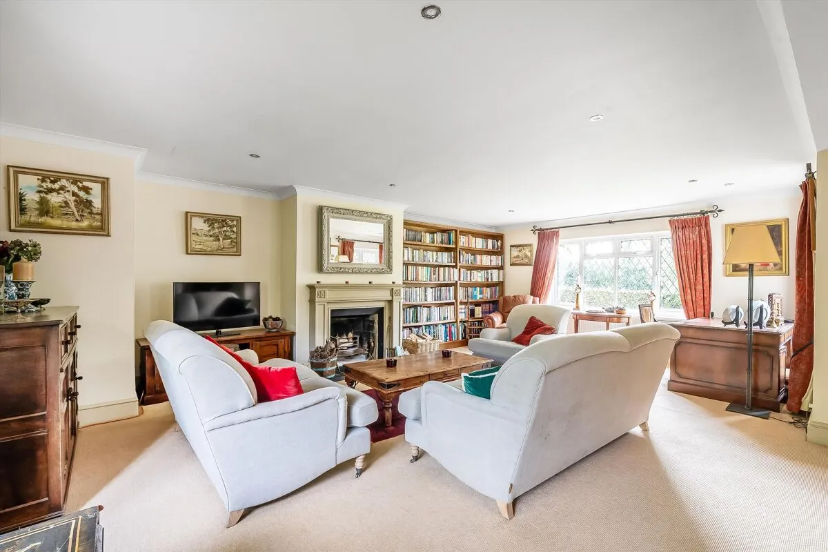 Ripley Lane, West Horsley, KT24, photo 6