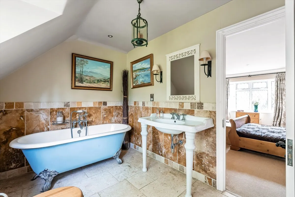 Ripley Lane, West Horsley, KT24, photo 16