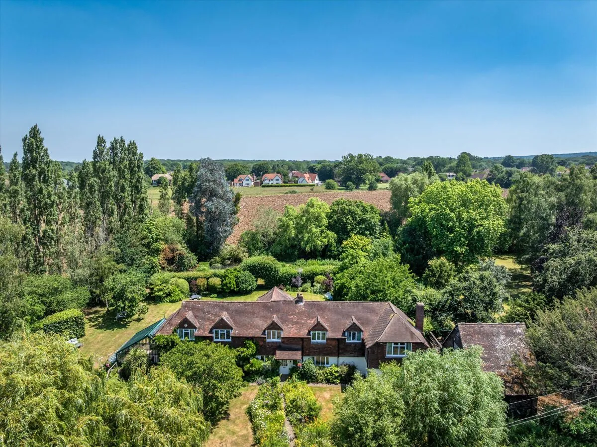 Ripley Lane, West Horsley, KT24, photo 4