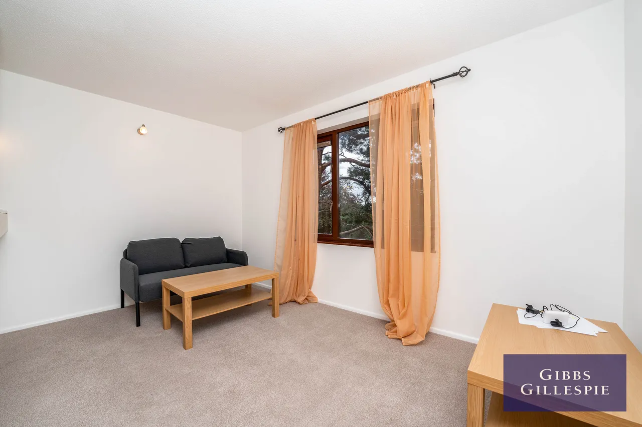 Wicket Road, Perivale Fees Apply, UB6, photo 3