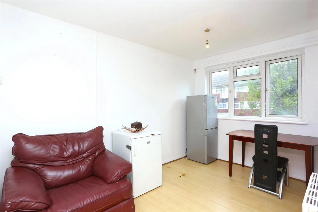 Burnt Ash Road, SE12, photo 8