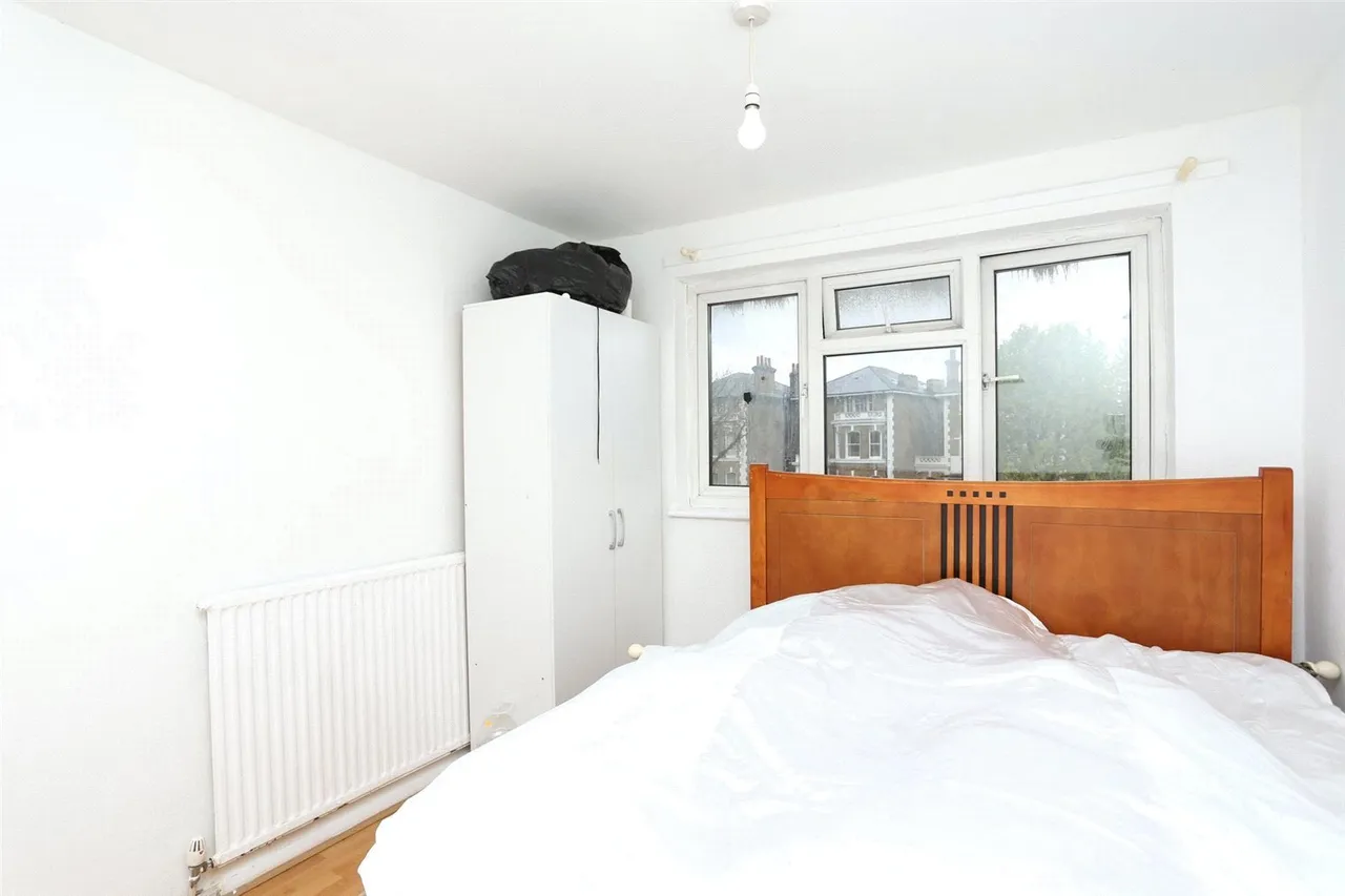 Burnt Ash Road, SE12, photo 14
