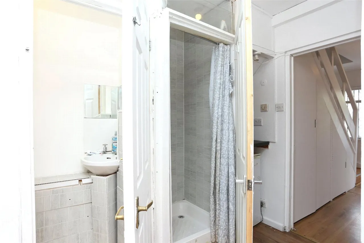 Burnt Ash Road, SE12, photo 9