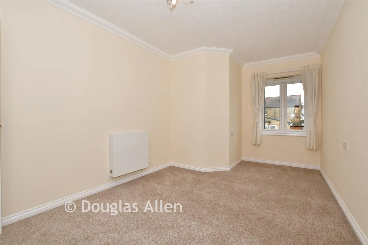 Broomstick Hall Road, Waltham Abbey, EN9, photo 6