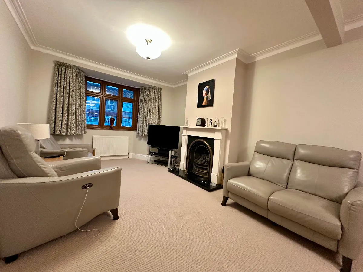Crowlands Avenue, Romford, photo 6