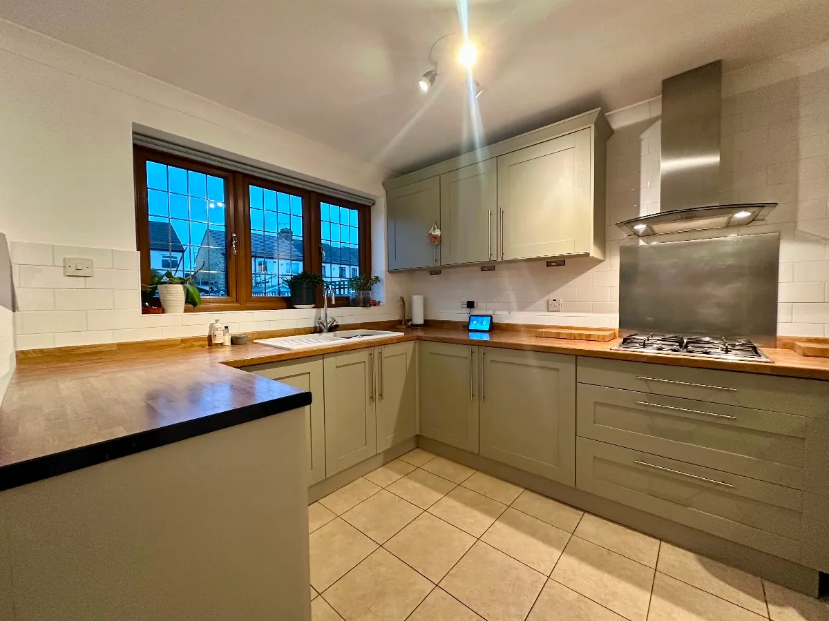 Crowlands Avenue, Romford, photo 3