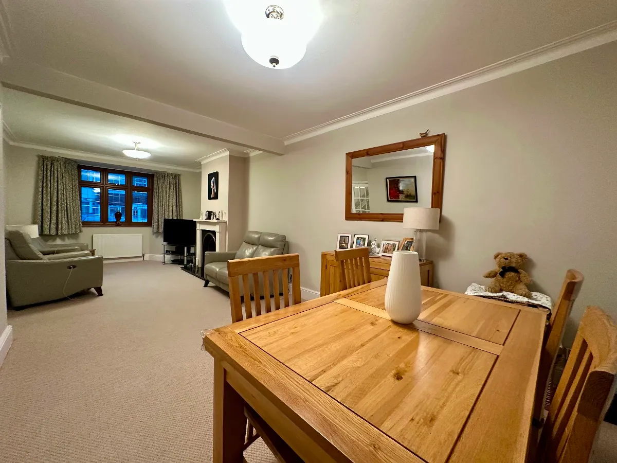 Crowlands Avenue, Romford, photo 9