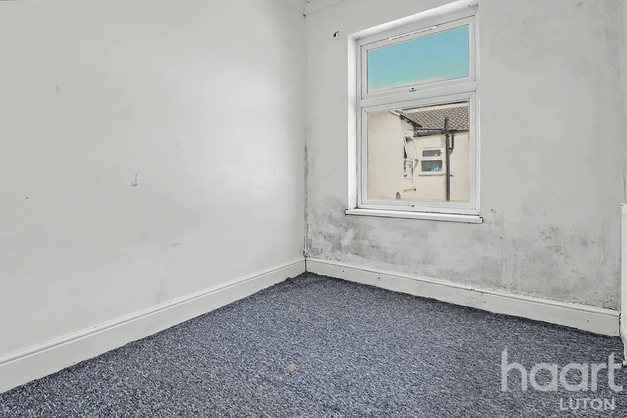 Clarendon Road, Luton, LU2, photo 7