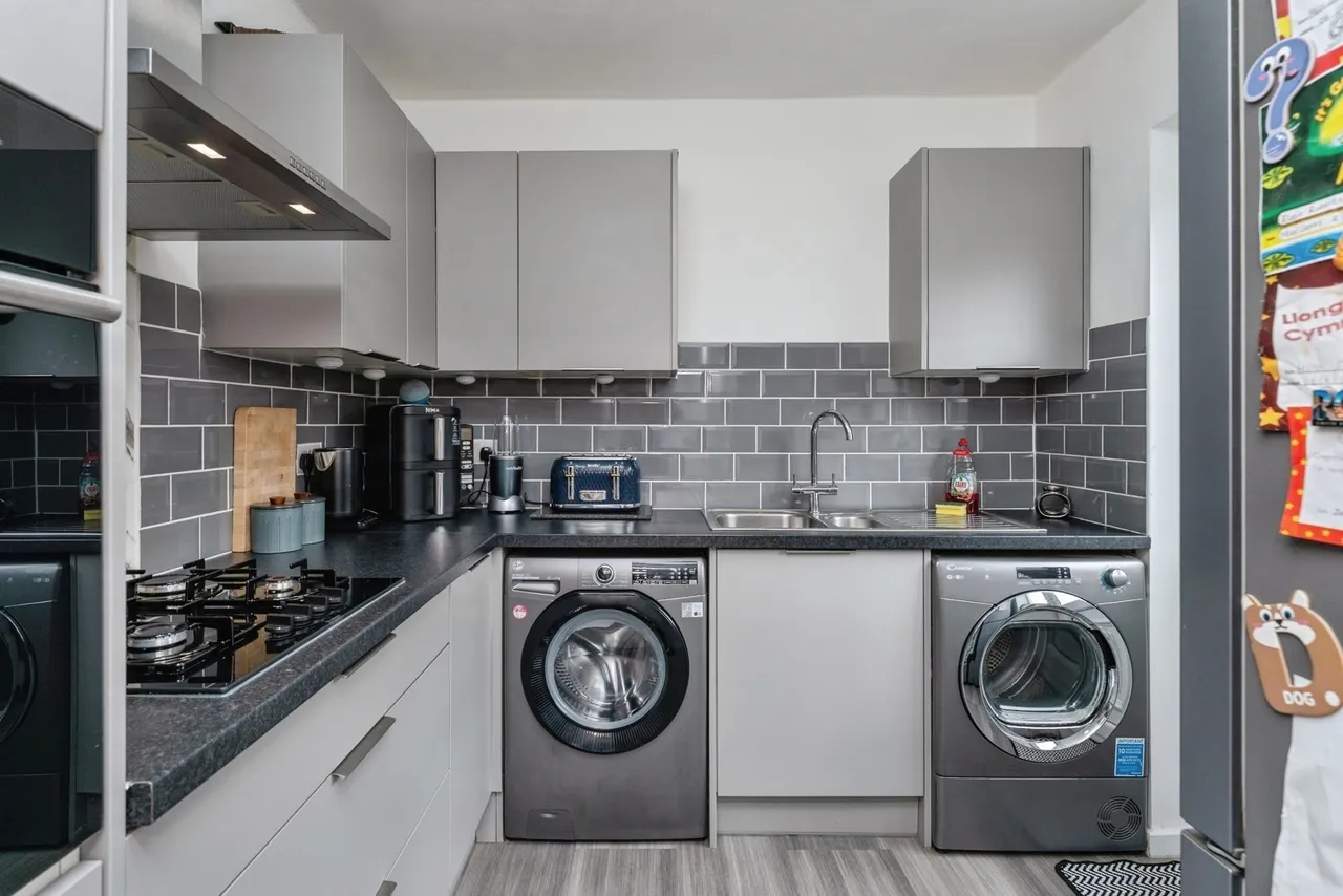 Lon Ceiriog, Prestatyn, LL19, photo 5
