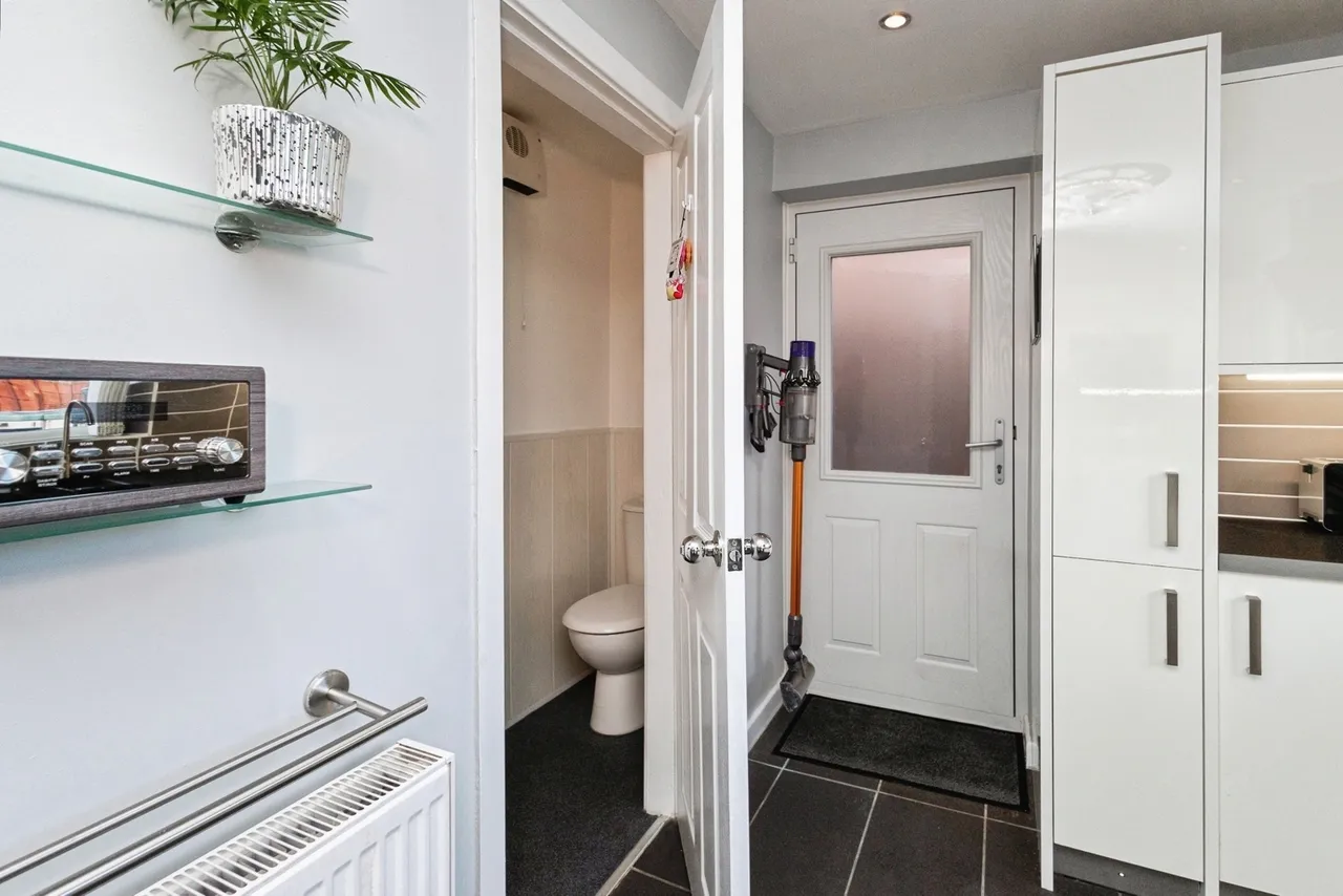 Sandy Lane, Droylsden, Manchester, M43, photo 9