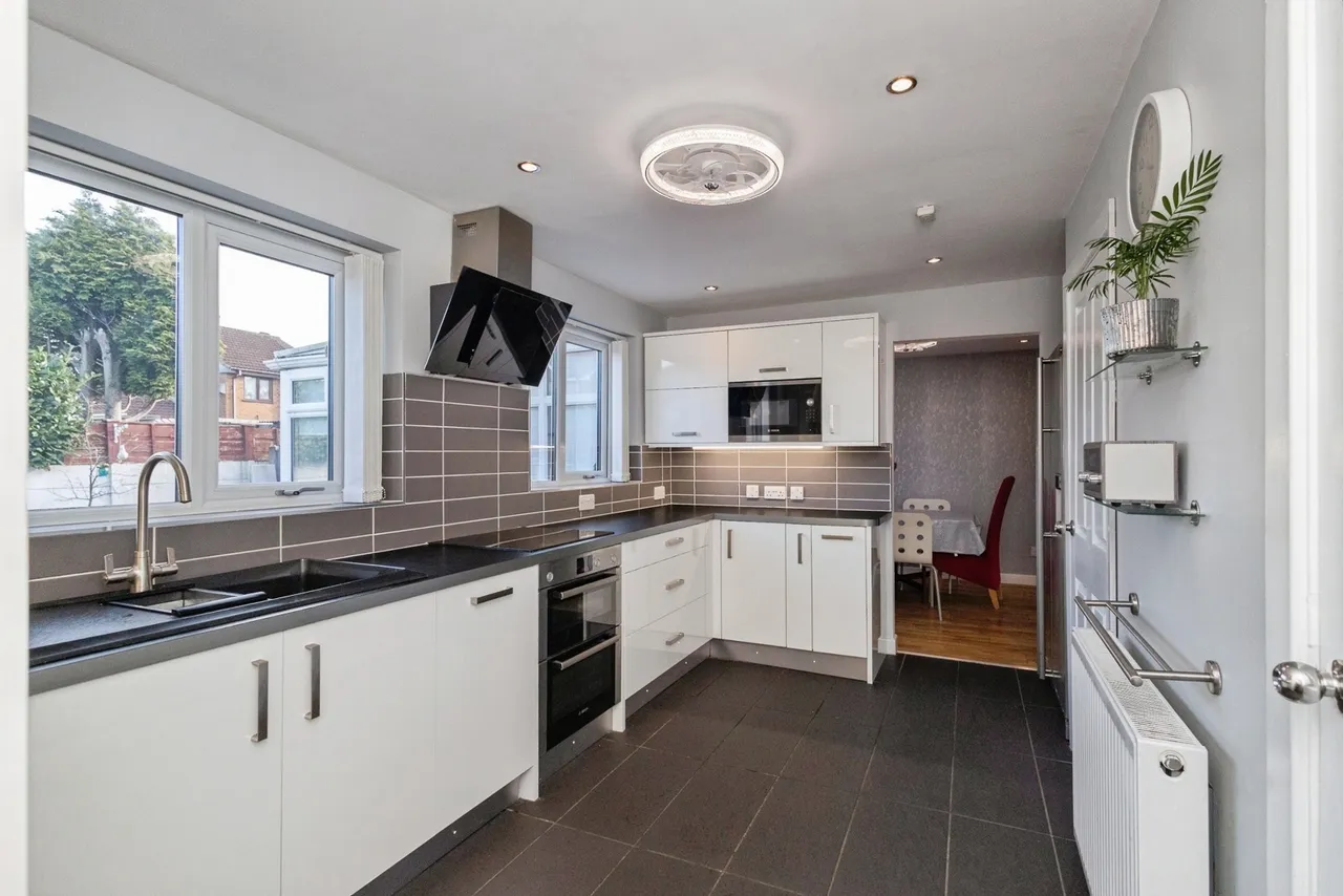 Sandy Lane, Droylsden, Manchester, M43, photo 8