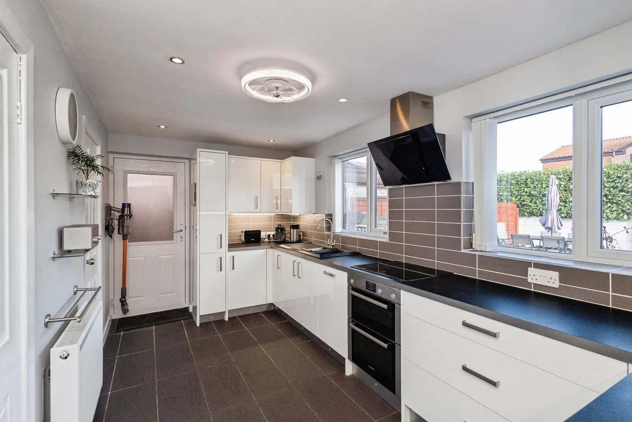 Sandy Lane, Droylsden, Manchester, M43, photo 7