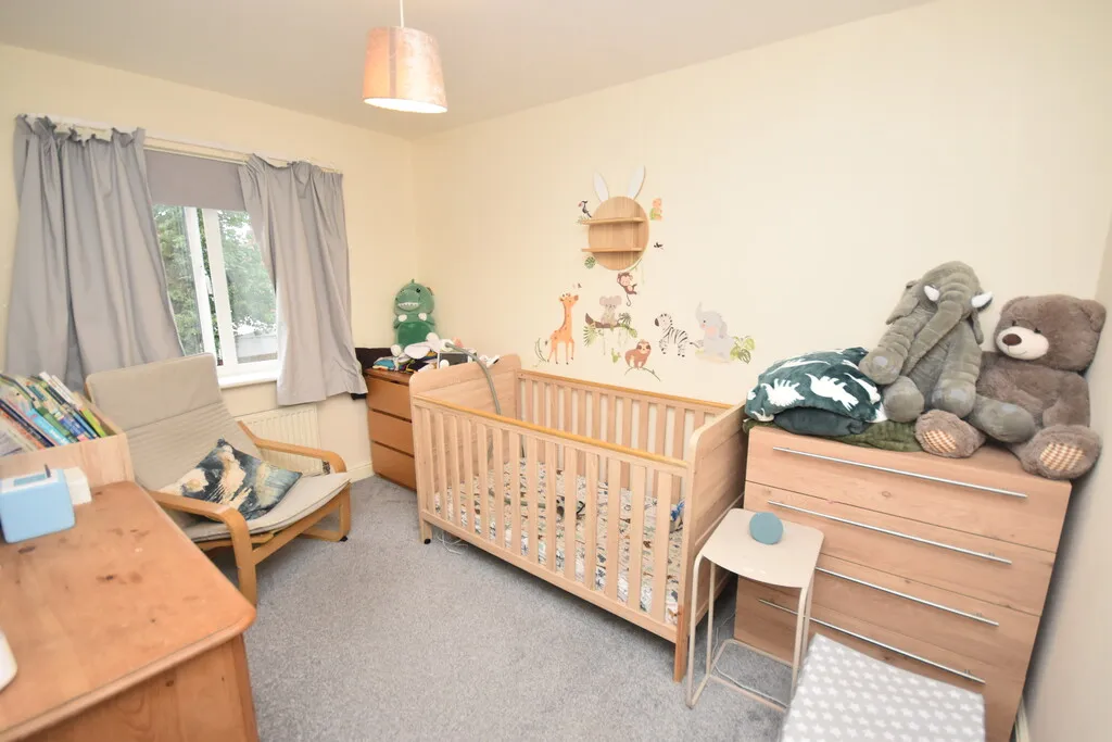 Prince William Close, Whitchurch, photo 6