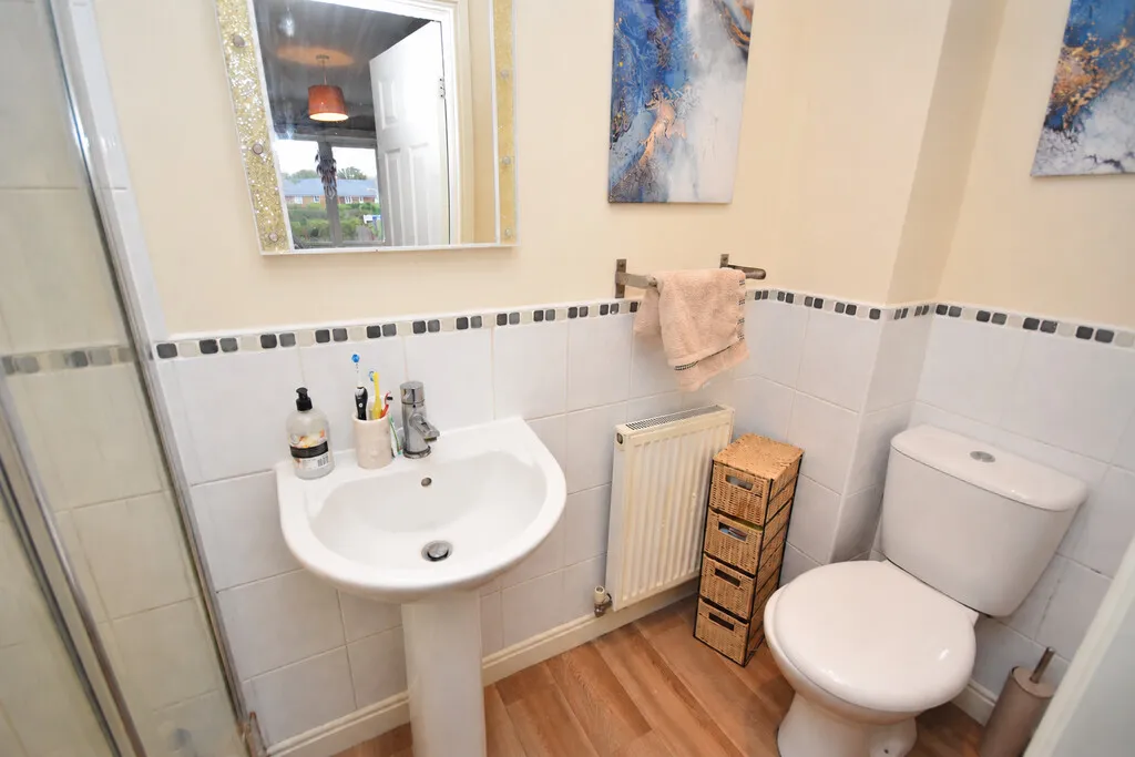 Prince William Close, Whitchurch, photo 5