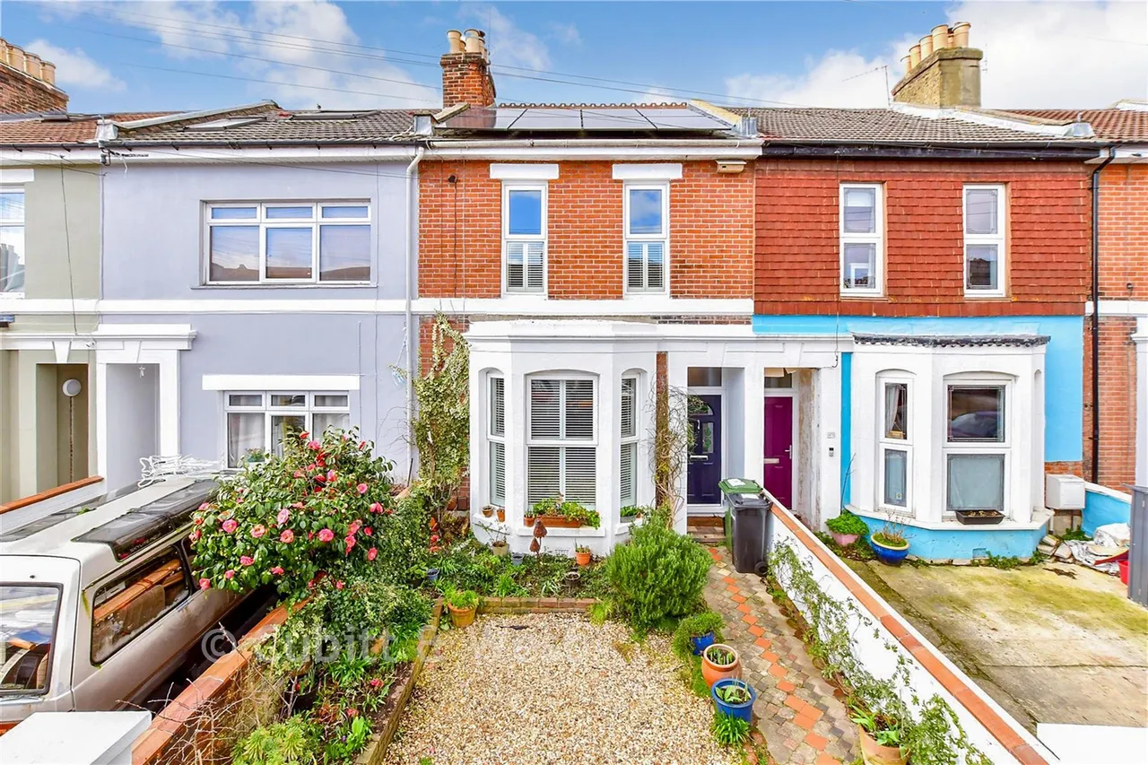 4 bed house for sale, Duncan Road, Southsea, PO5