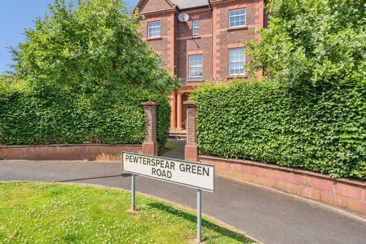 2 bed flat for sale — Pewterspear Green Road, Appleton, Warrington, Cheshire, WA4