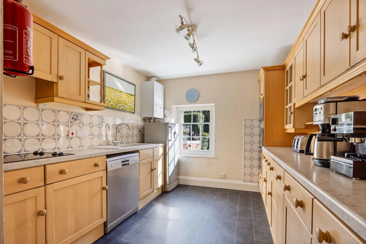 Higher Woodfield Road, Torquay, TQ1, photo 22