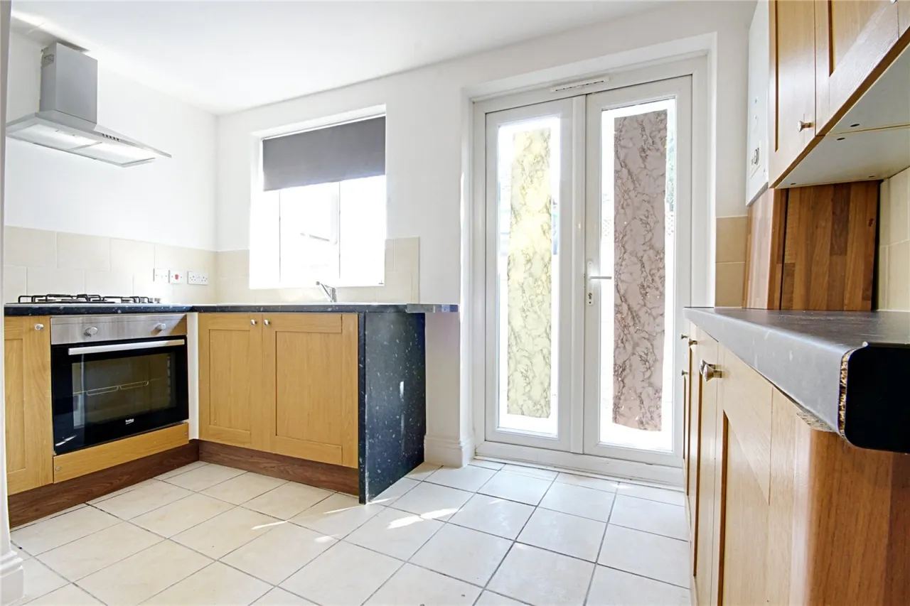 Belmont Avenue, photo 15